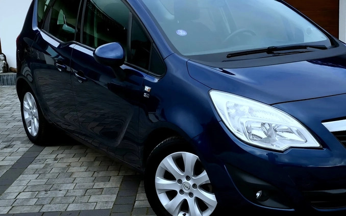 Opel Meriva cena 23900 przebieg: 172000, rok produkcji 2012 z Gliwice małe 667